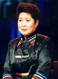 黄婉秋